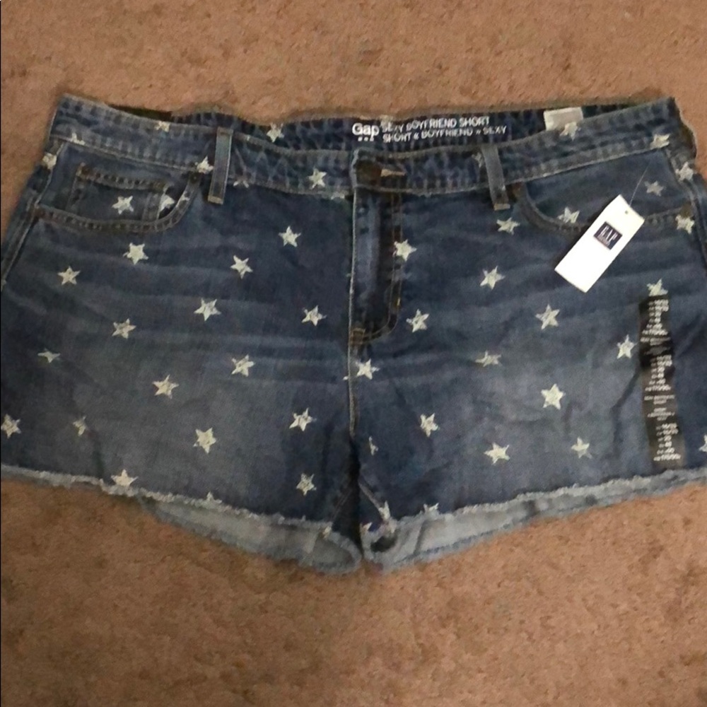 gap shorts size 16
